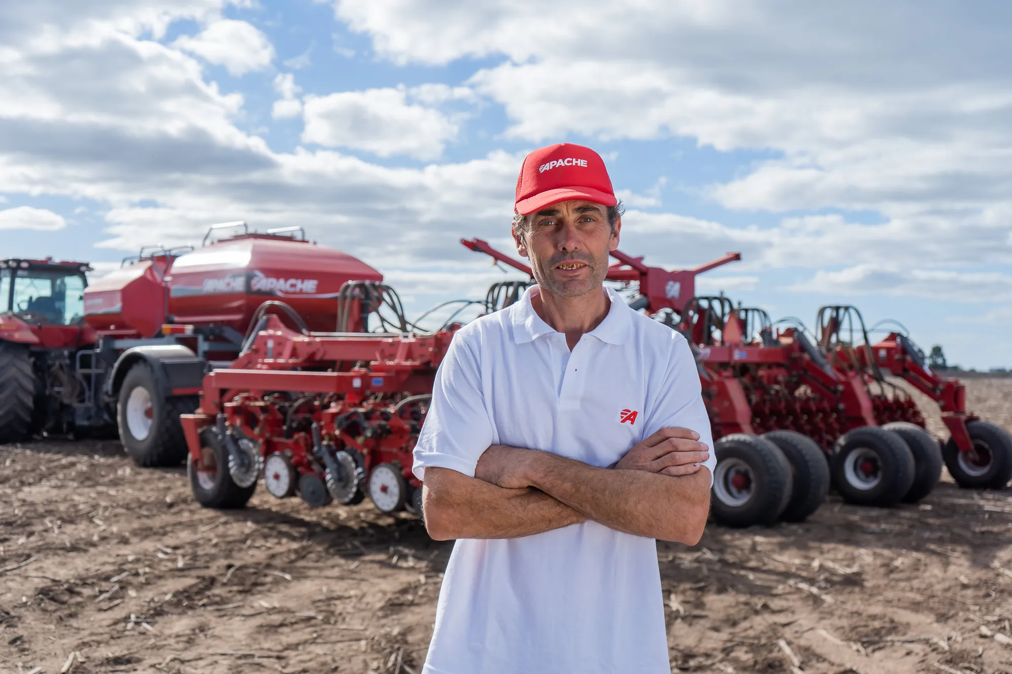 Sembradora Apache 54000